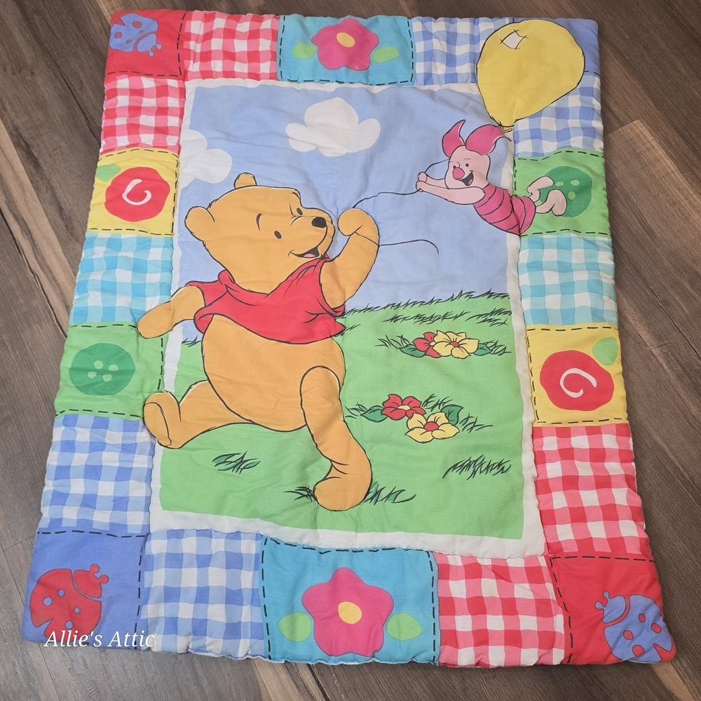 Winnie the Pooh Piglet Blanket Crib Quilt Comforter Vintage Throw Red Blue Green - Picture 1 of 6